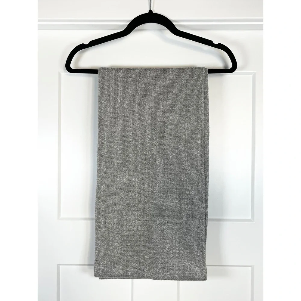 Calvin Klein Gray Infinity Scarf Quiet Luxury Preppy Minimalist Knit‎ Loop Scarf
